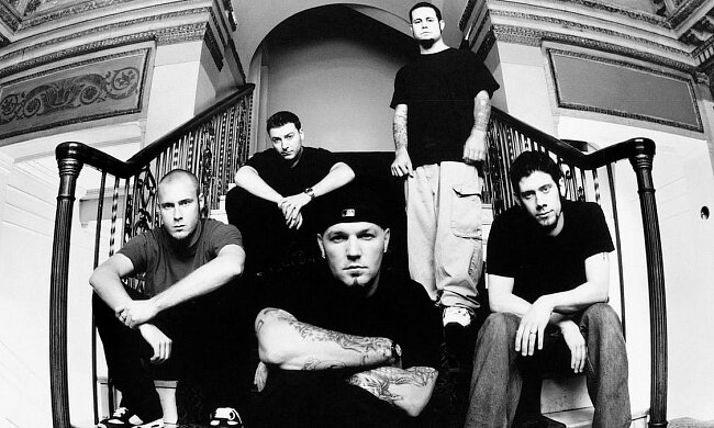 Limp Bizkit выбрали правильную лестницу для успеха