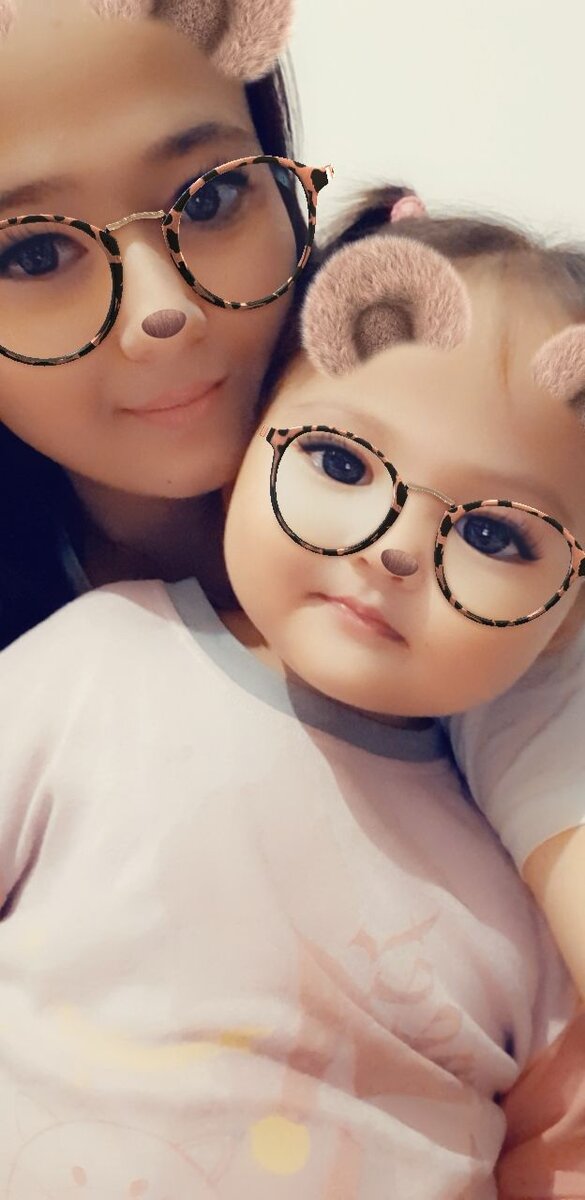 ​​​​Семья — это счастье, которое доступно абсолютно всем. Не каждый станет директором завода или института, или хозяином универмага — на всех универмагов не хватит. Но каждый человек может стать хорошим семьянином, который будет жить, купаясь в любви своей жены, своих детей и своих внуков. И вот эта простая мысль, которая лежит на поверхности, может придать человеку смысл его жизни. 
