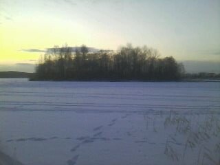 Этот самый остров, до которого мы не сразу добрались. Зима 2017 - 2018. Фото автора. 