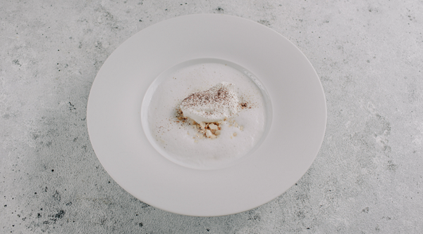 Cуп из крымскго лука с миндалем