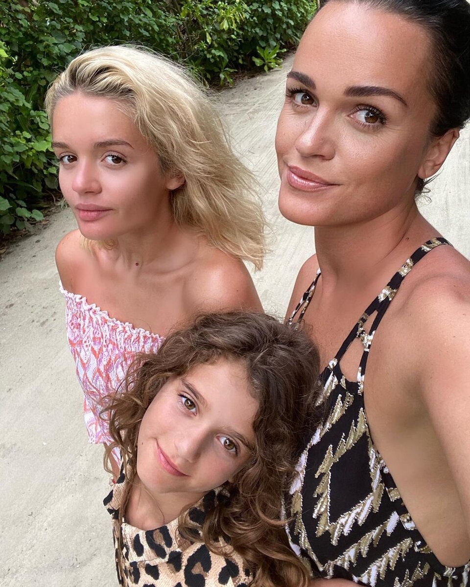 Слава с детьми. Источник - инстаграм.