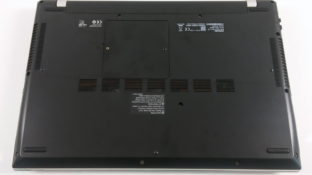 Вид снизу. Источник фото: laptopmedia.com