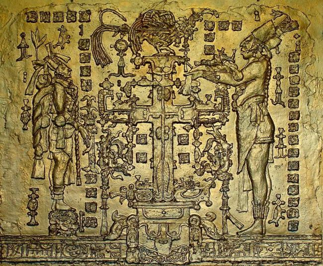 Во времена европейских завоевателей в Америке испанские монахи отмечали, что символ Креста был известен индейцам майя еще в I тысячелетии н.э.