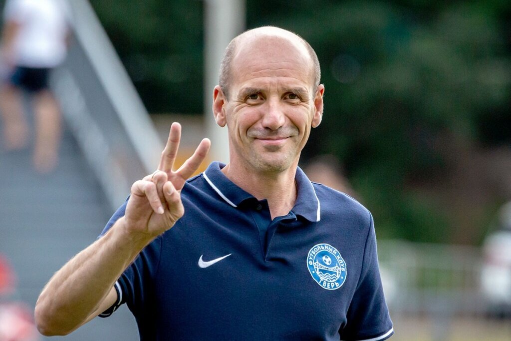 Наставник ФК «Тверь» Вадим Гаранин стал лучшим тренером сезона в ПФЛ