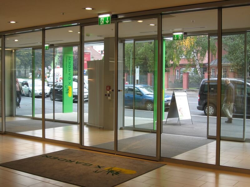 Автоматические раздвижные двери GEZE