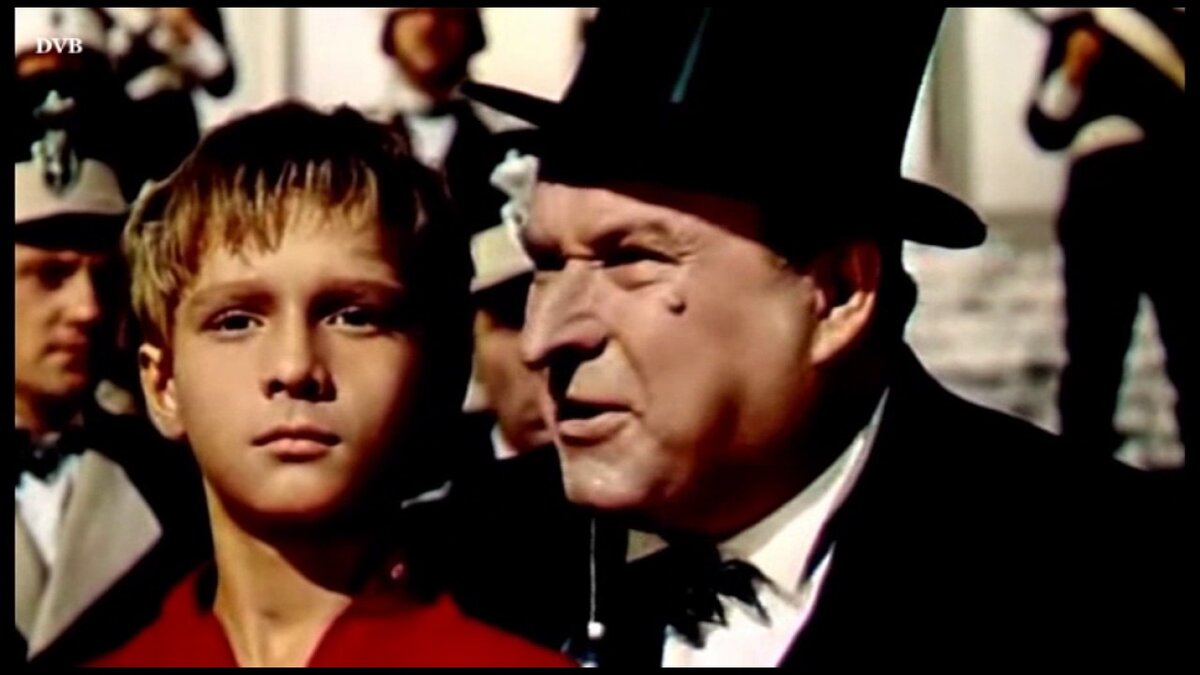 Сергей Остапенко в роли Мальчиша-Кибальчиша. Кадр из фильма. 