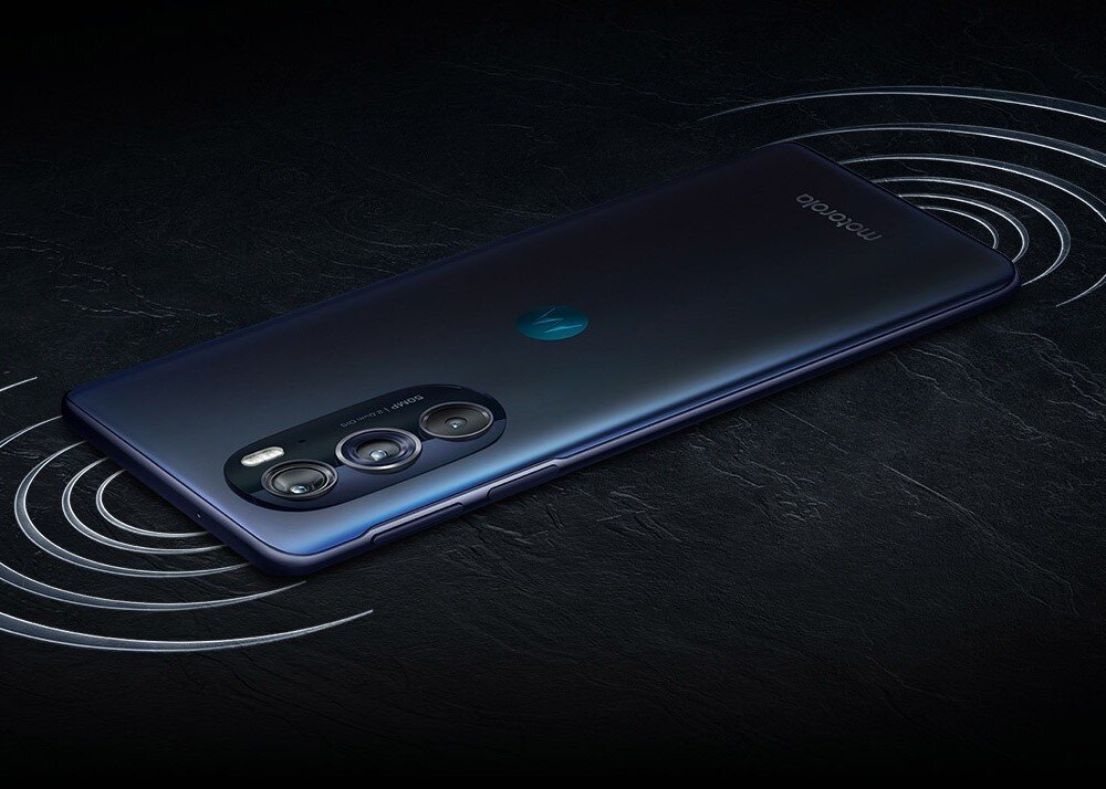 Это  Moto Edge X30 