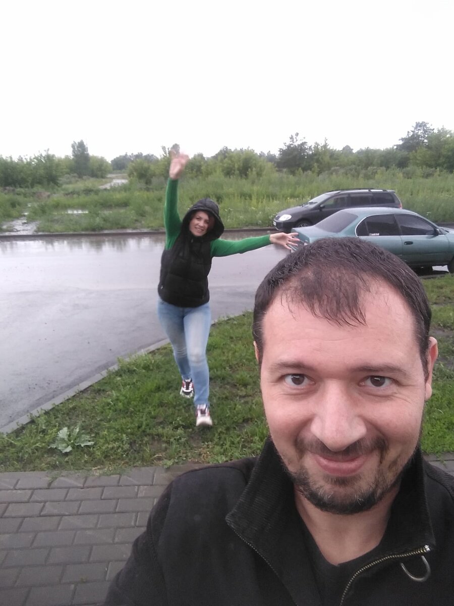товарищи, кто девочку забыл?? Она "патирялася"... 