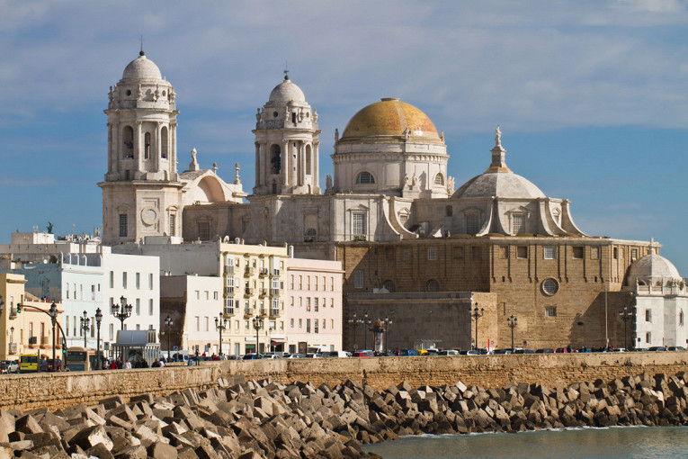 Фото взято на сайта: https://travel.rambler.ru/guide/79017-Casco-Antiguo/