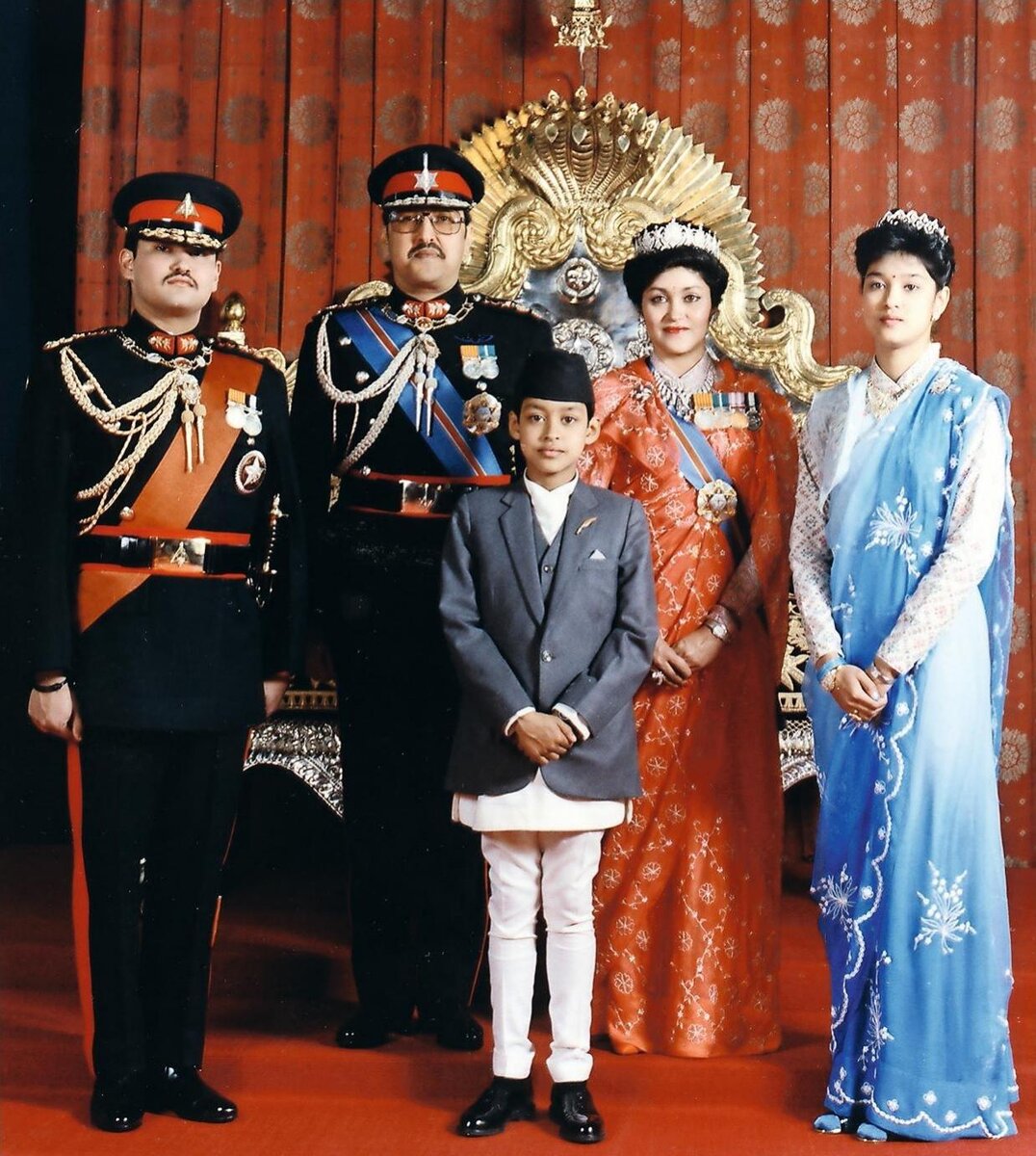 Семья Шах. (фото из открытых источников, яндекс- картинки)