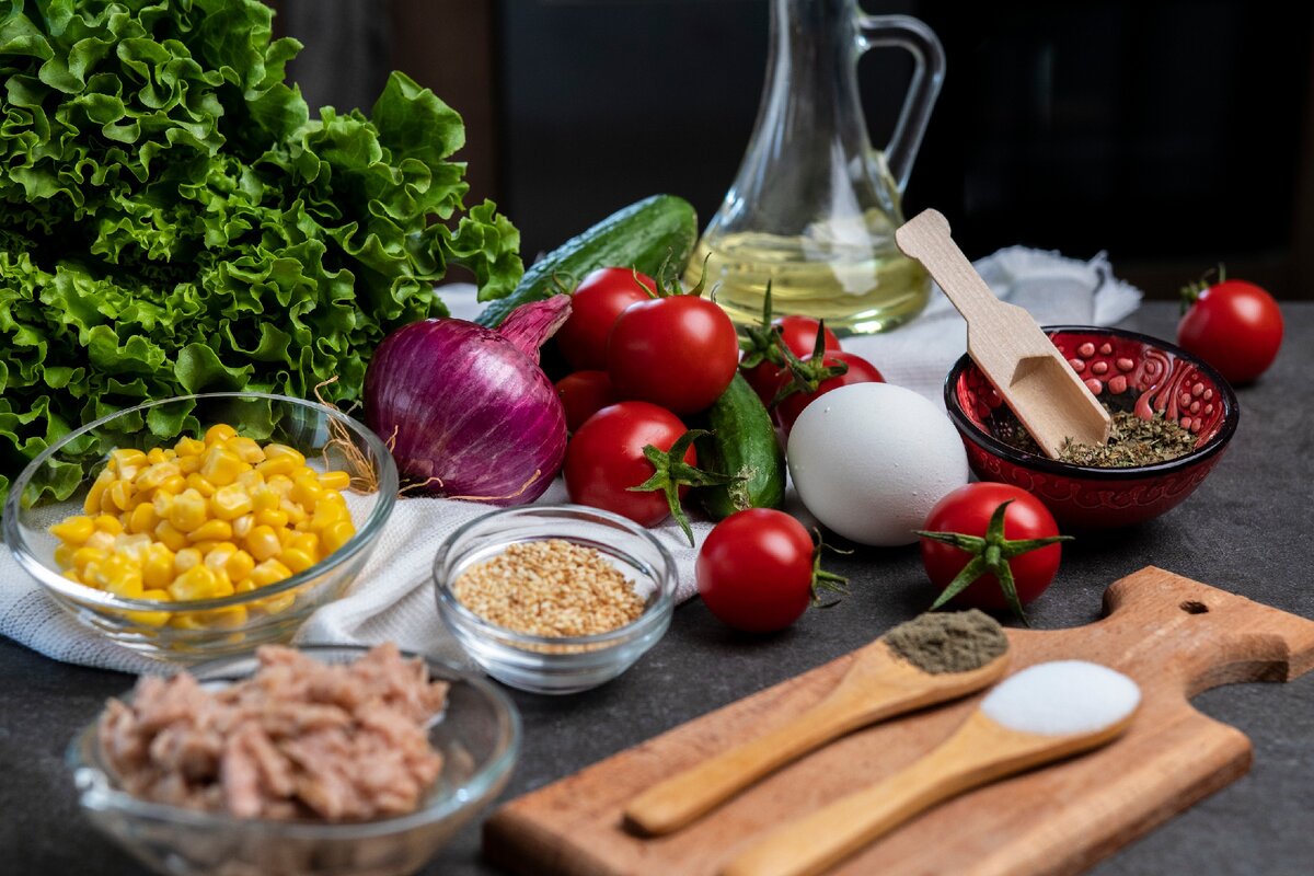 Свежайшие продукты - залог вкусного и полезного салата!