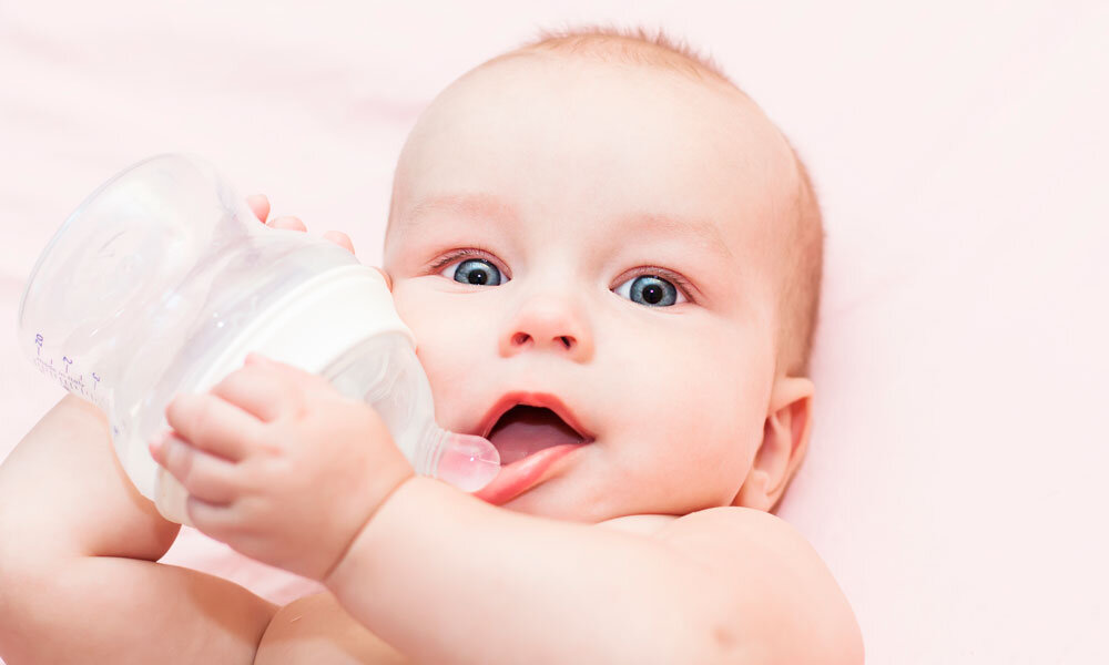 Пьет ли новорожденный воду