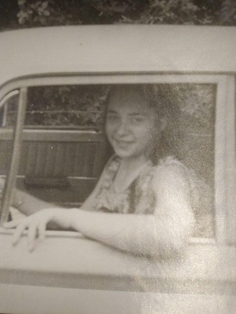 Я за рулем "жигуленка", моя голубая мечта юности