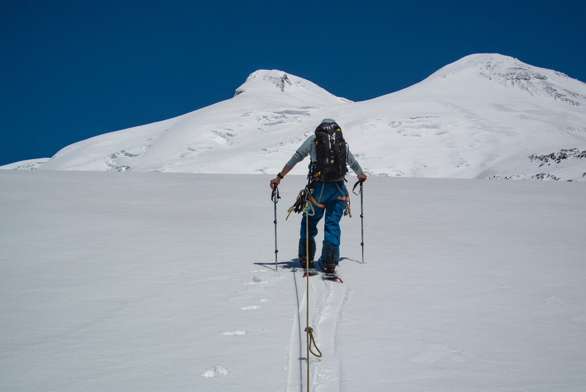 ледник от станции Мир.