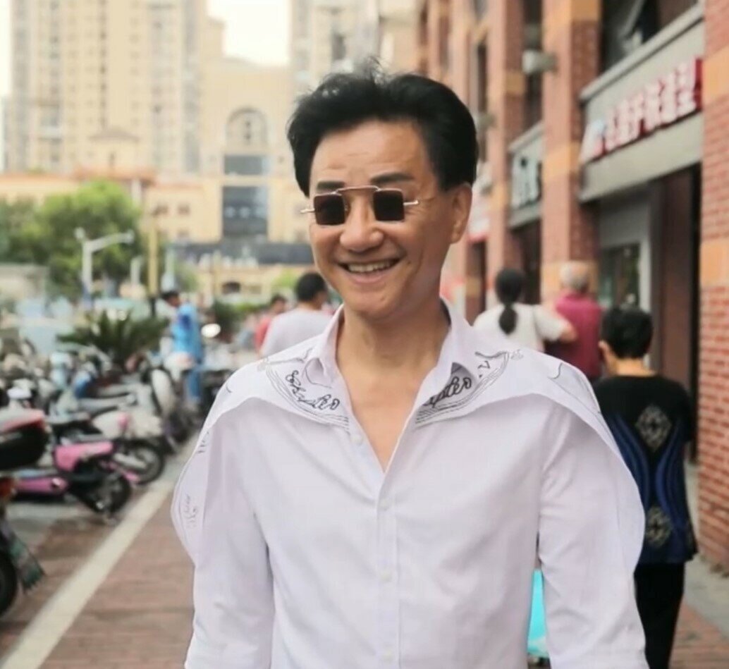 Ху Хай из Шанхая 70 лет