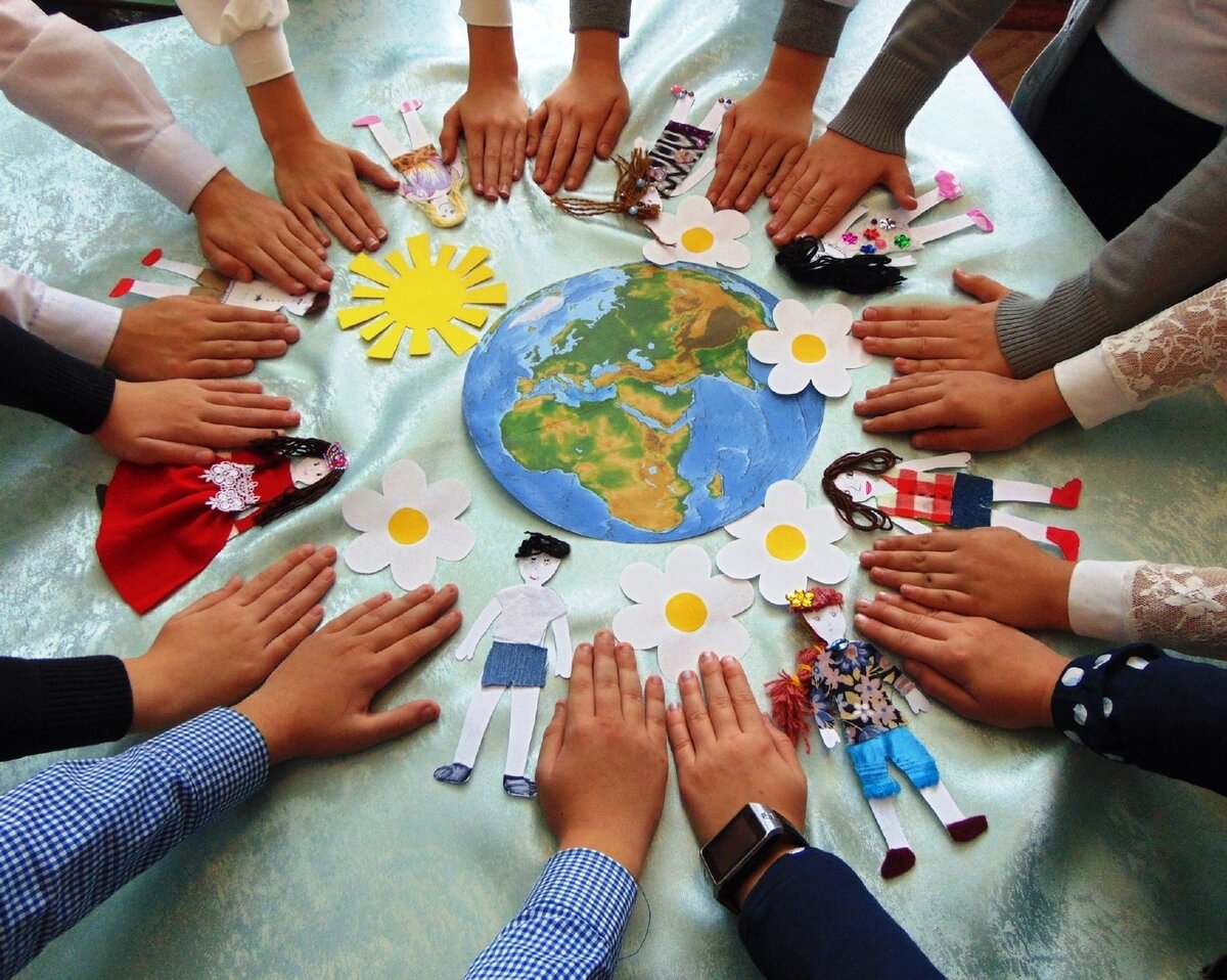 Дети  рисуют толерантность