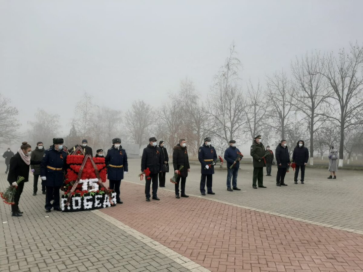 3 декабря пройдет. Крымск память неизвестного солдата. Можайск возложение венков. Лехта Беломорский район возложение венков 2021. Кимовск возложение цветов 9 мая 2021.