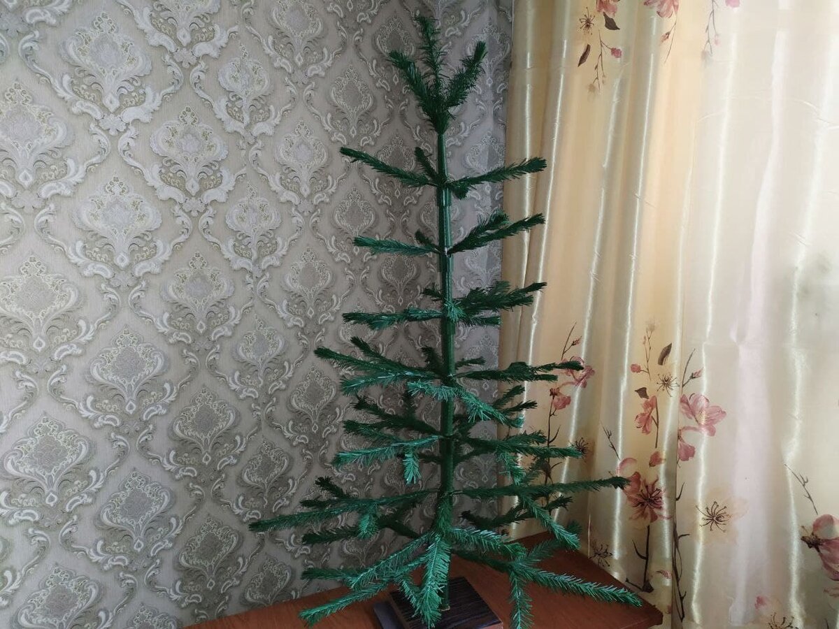Искусственная ель