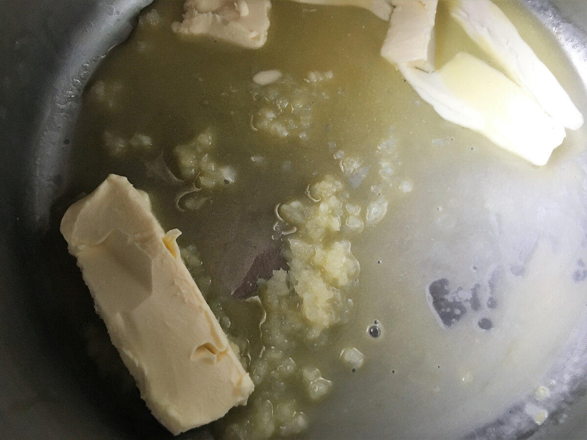 Продукты для заправки макарон должны быть приготовлены заранее