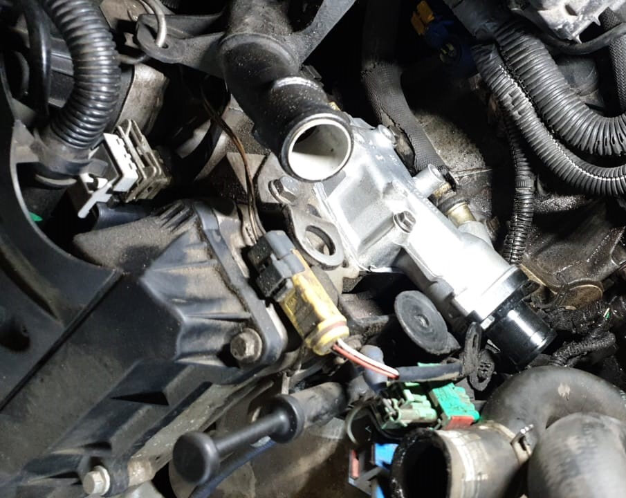 При включении кондиционера греется двигатель солярис. При включении кондиционера греется двигатель причины. При включении кондиционера греется двигатель причины. 7. Почему приора греется.