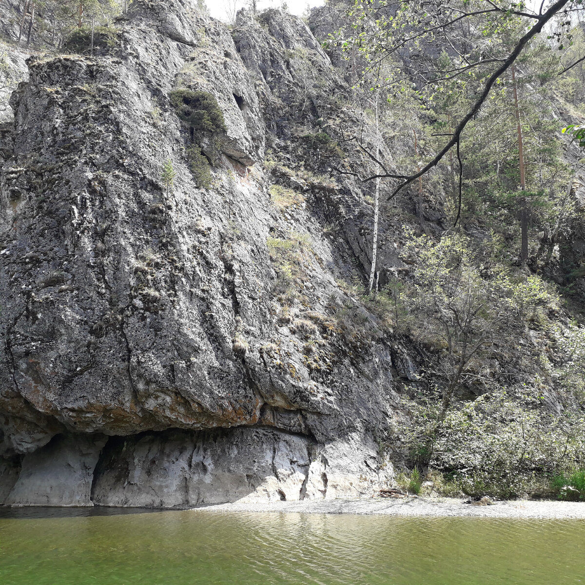 Река Большой Ик в Башкирии в Мурадымовском ущелье. Фото автора.