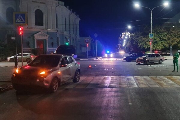 Фото с места ДТП ГИБДД Новочеркасска