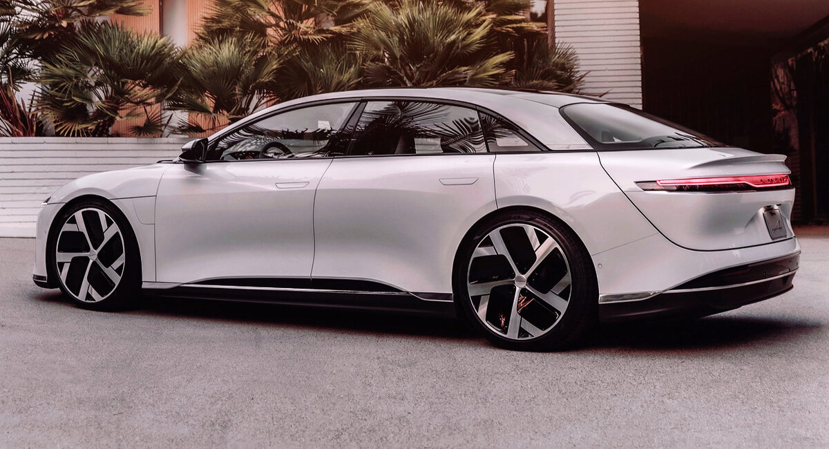 Профиль Lucid Air