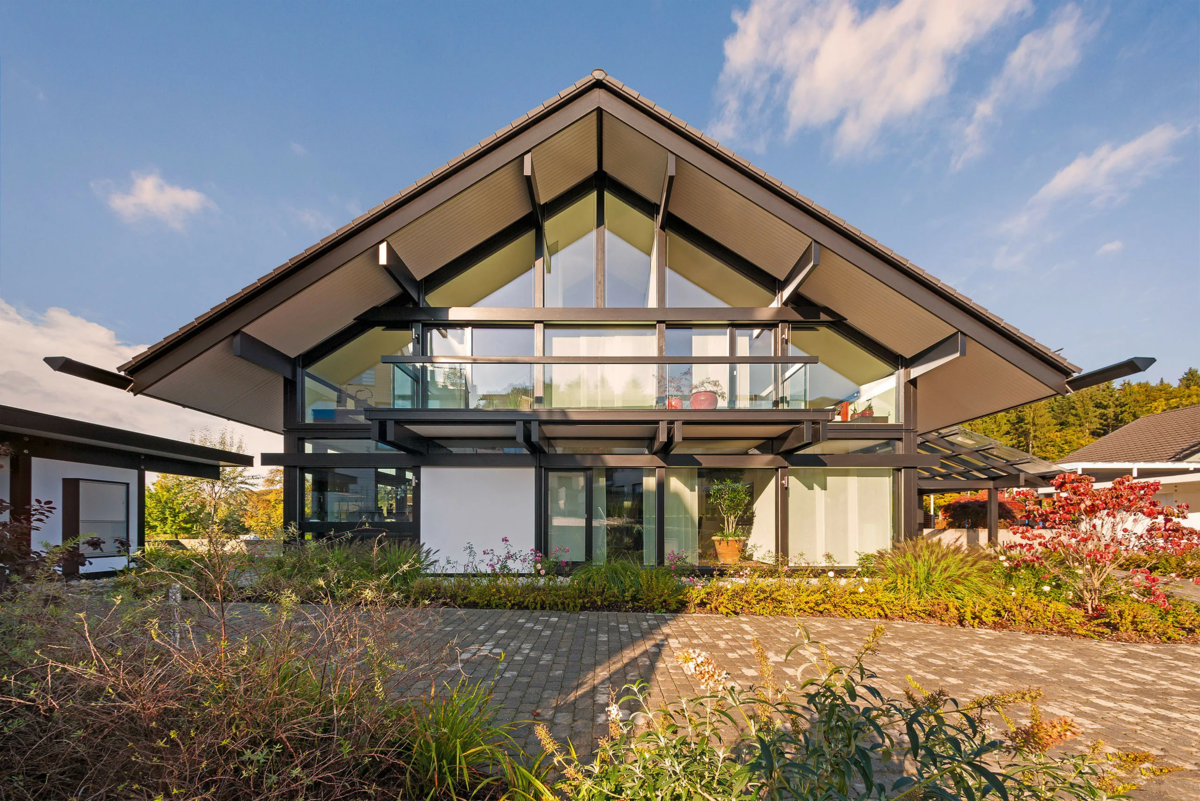 Фахверк фото. Фахверк HUF haus. Фахверк Хуф Хаус. Фахверк одноэтажный Хуф Хаус. Домакс фахверк.