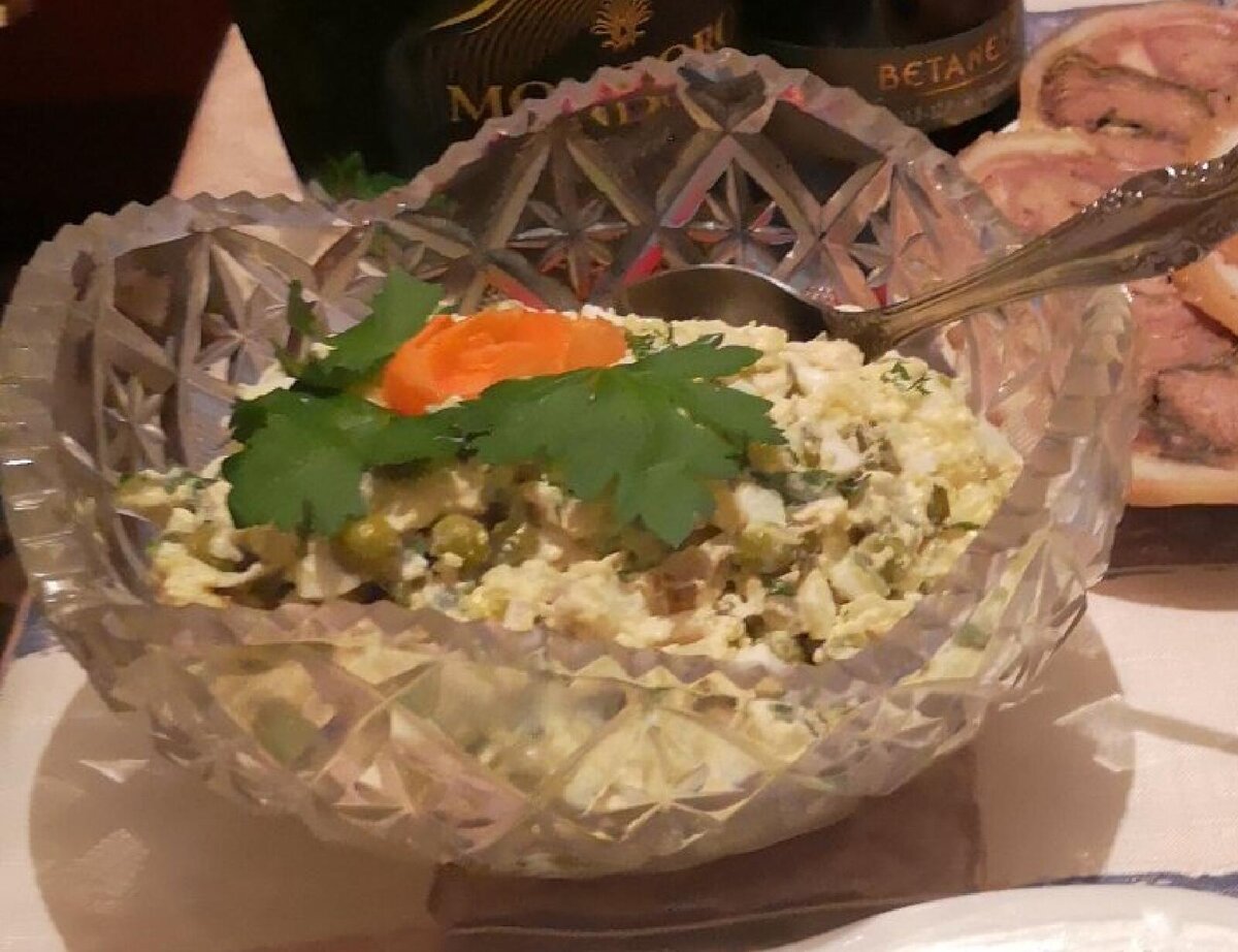 Салат "Оливье". Фото автора.
