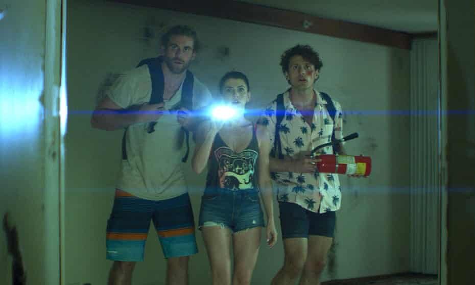 Курорт (Resort, 2021)