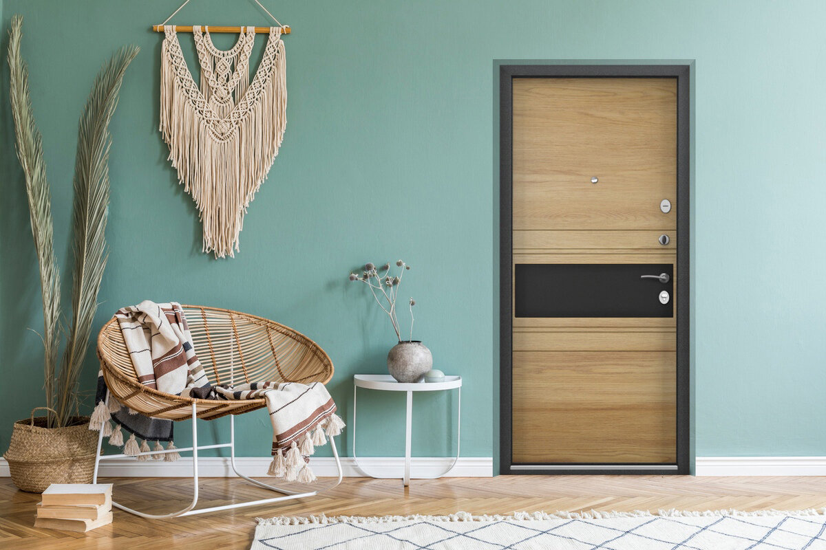 Входная дверь Delta PRO в бохо интерьере