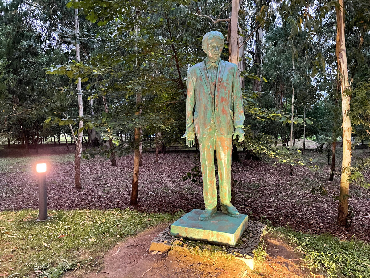 Композитор Виктор Долидзе