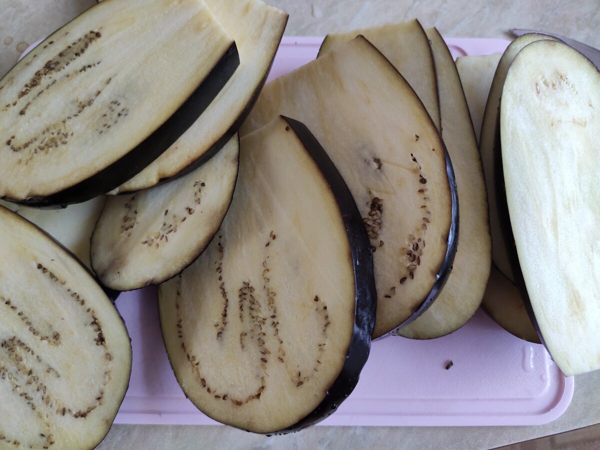 Порезанные баклажаны