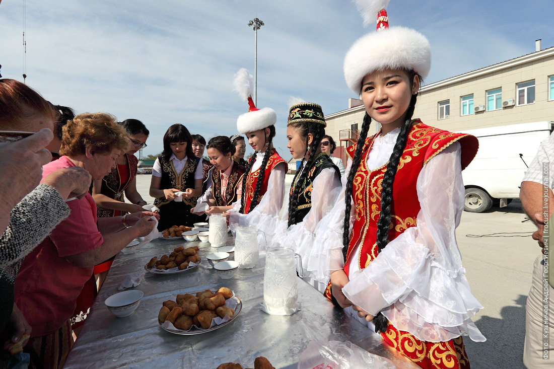 Kazakhstan 1. Гостеприимство. Казахстан гостеприимство. Культура Казахстана. Казахстанцы гостеприимные.