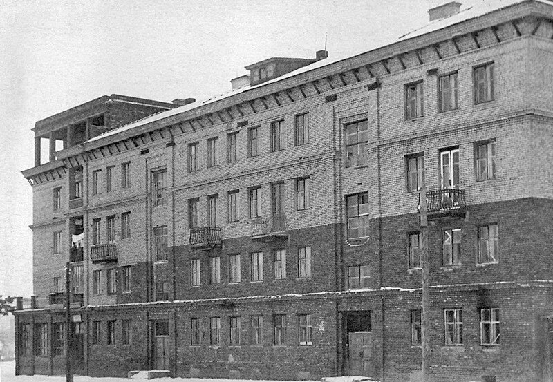 Вид на дом со стороны 1-й Рыбной улицы