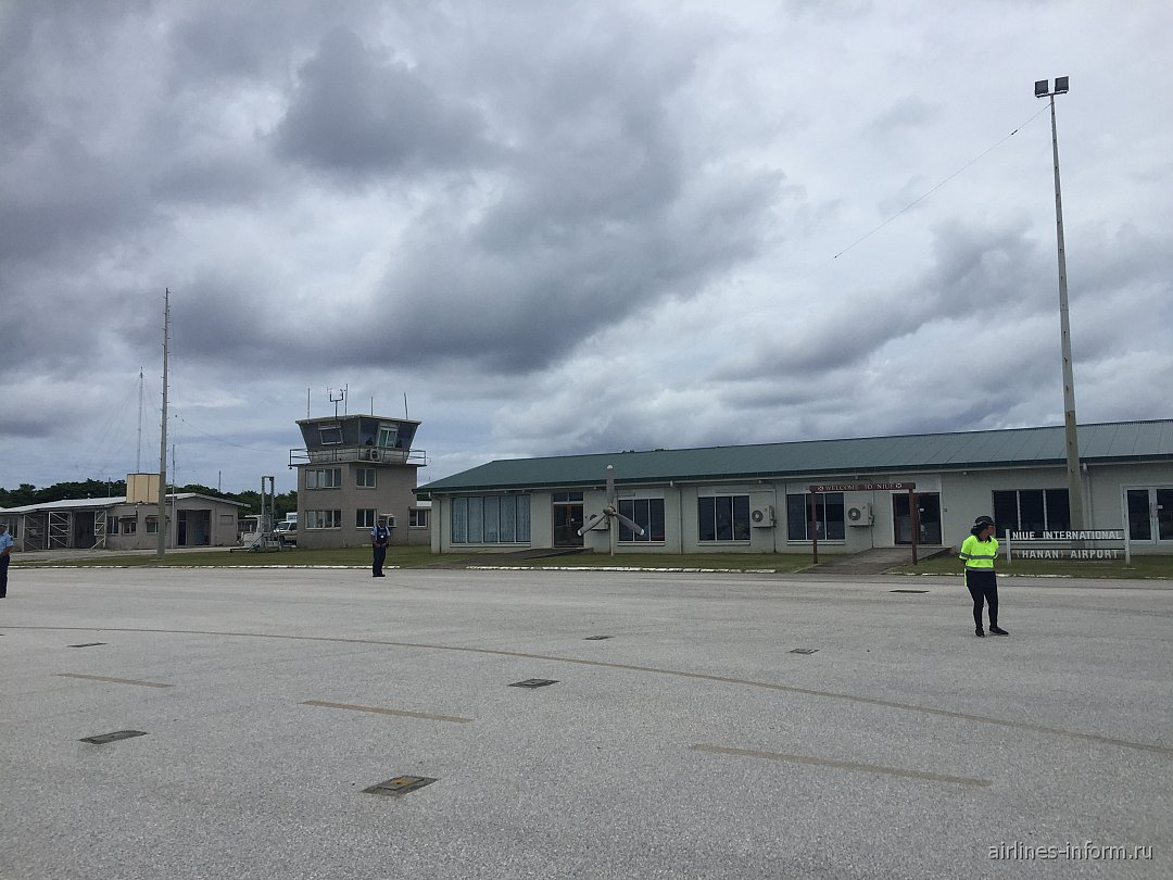 Международный Аэропорт Ханнан. На аэродром вполне может сесть Boeing 737