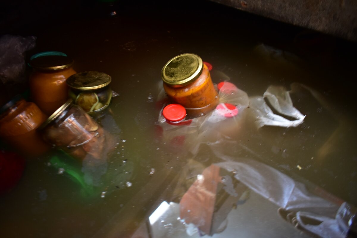 Банки всплыли после ночного буль-буль... 