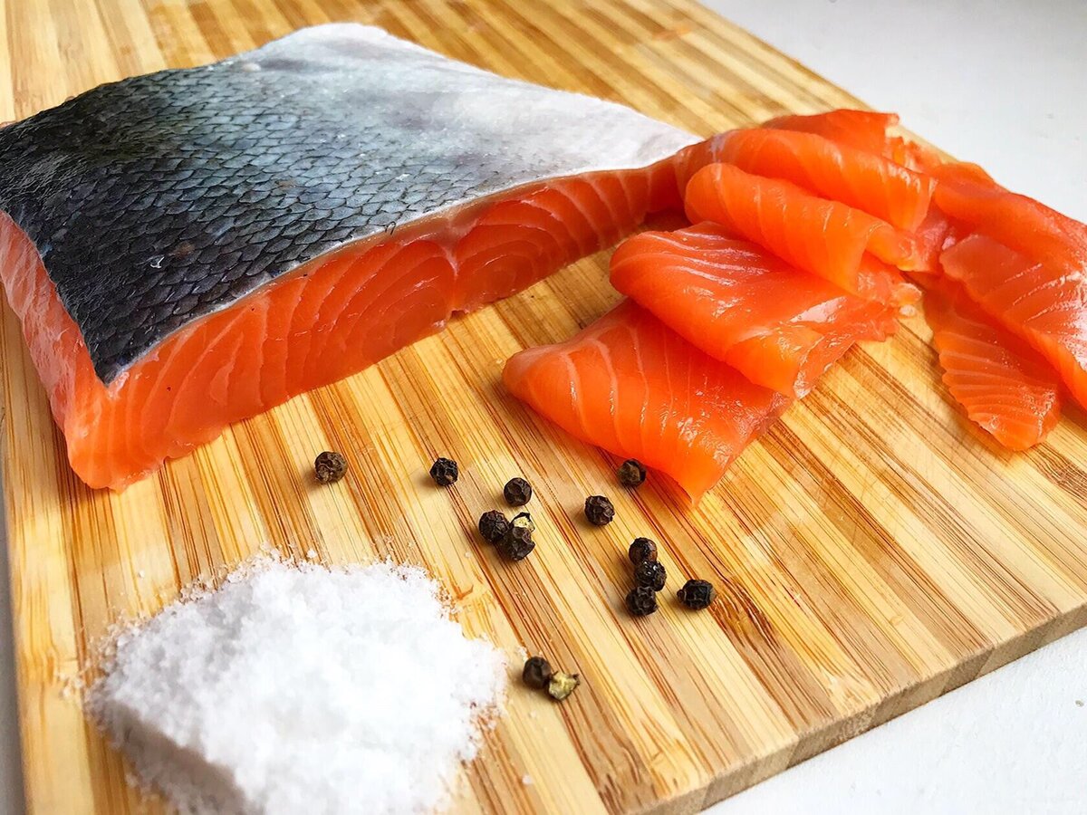 Лучшая рыба для засолки. Самая вкусная красная рыба для засолки. Суши, семга, форель, красная рыба. Самая лучшая рыба для засолки. Как засолить красную рыбу.