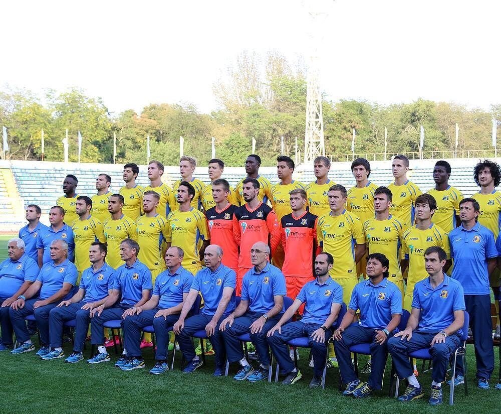 Командная фотография сезона 2015/16.