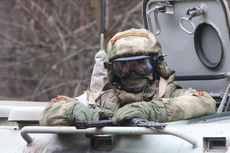     Минобороны сообщило об уничтожении российскими войсками свыше тысячи военных объектов на Украине Александр КОЦ