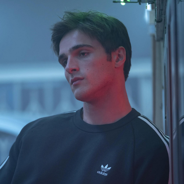  Стиль "пацанчик с района"