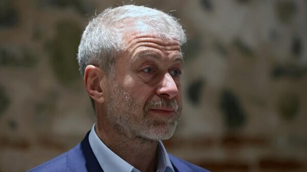    Бизнесмен Роман Абрамович во время российско-украинских переговоров во дворце Долмабахче в Стамбуле© POOL