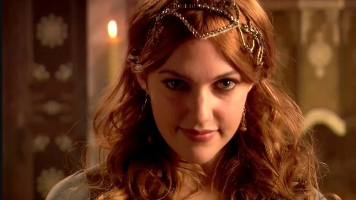 Мерьем Узерли прославилась после роли «Хюррем». Фото: стоп-кадр «Великолепный век»