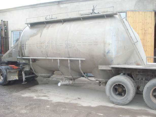 Фотографий нужных прицепов в сети было мало. Вот попалась с заводской надписью "АСП 25", но я решил применить иные декали, на мой взгляд, более интересные. Главное, что дали мне поиски по банках фотографий - знание о существовании белых прицепов. Дальше полет фантазии и сила творчества. 