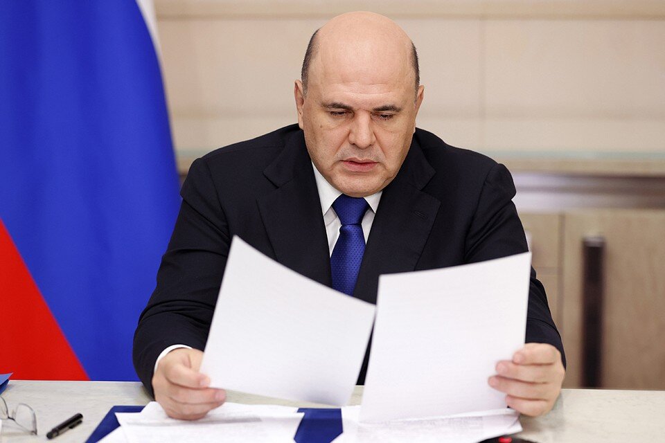     Премьер-министр Михаил Мишустин во время совещания с вице-премьерами в режиме видеоконференции. Фото: Дмитрий Астахов/POOL/ТАСС
