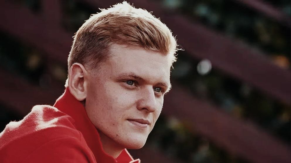 Мик в юношеской программе Феррари с 2019 года