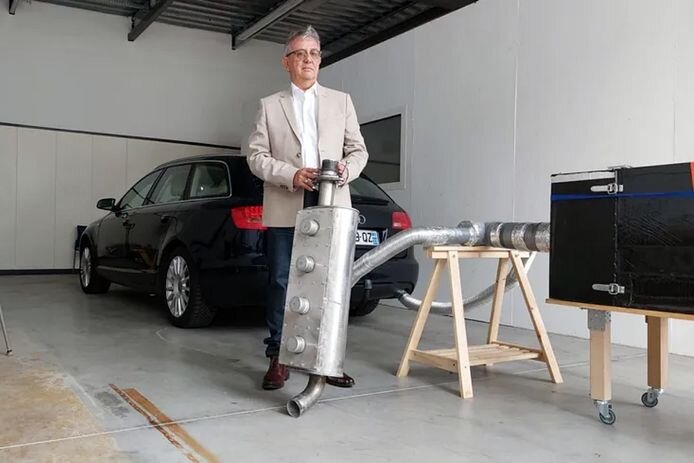 Лоран Желен держит в руках CCC