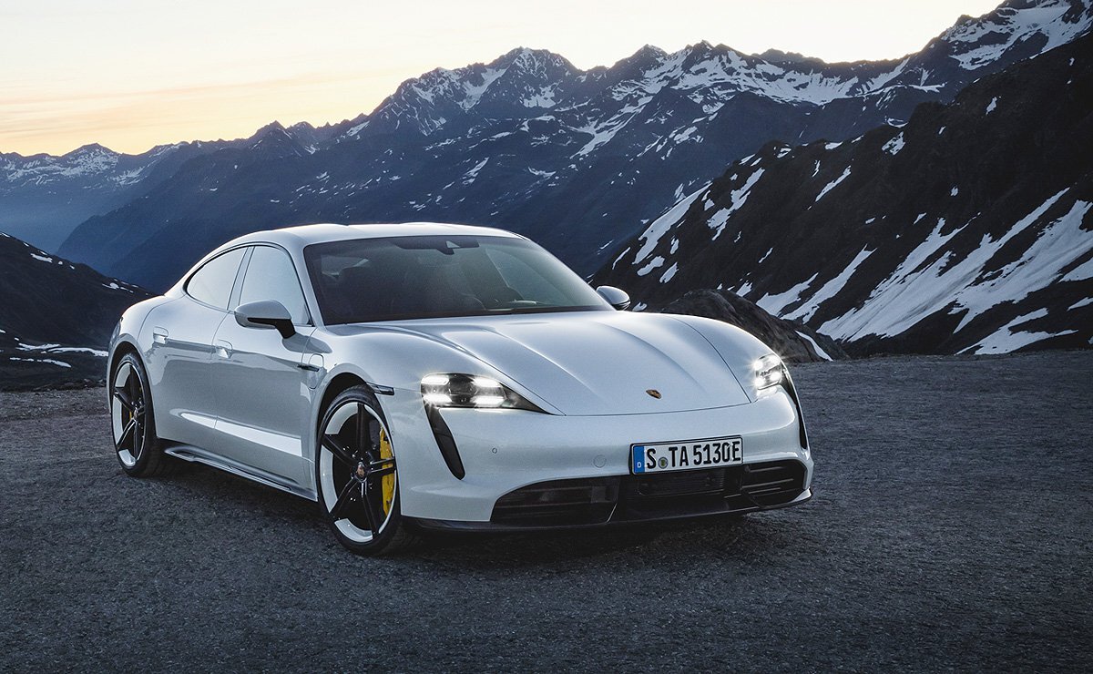     Porsche стала самым дорогим автопроизводителем Европы Фото производителя