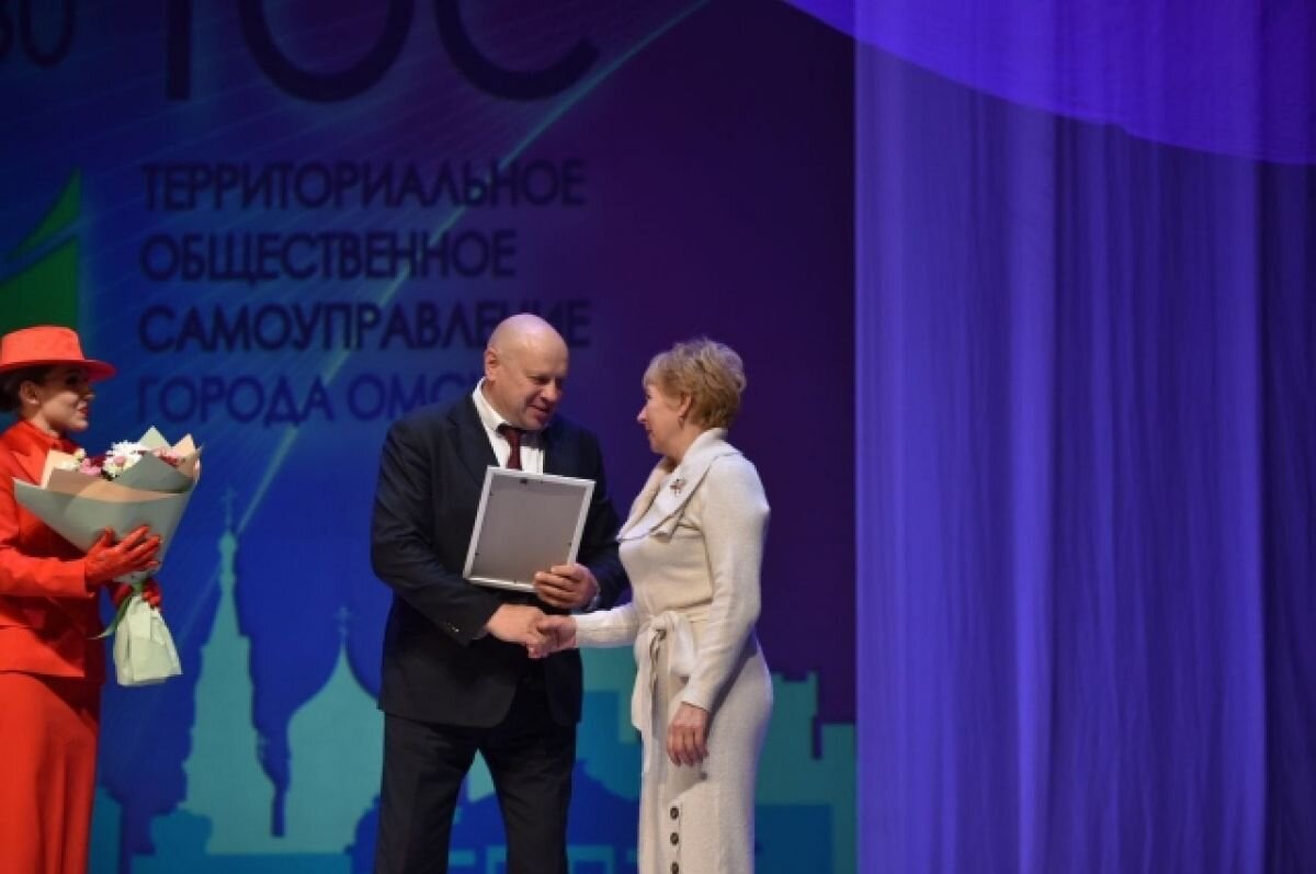    Мэр Сергей Шелест поздравил КТОСы с 30-летним юбилеем