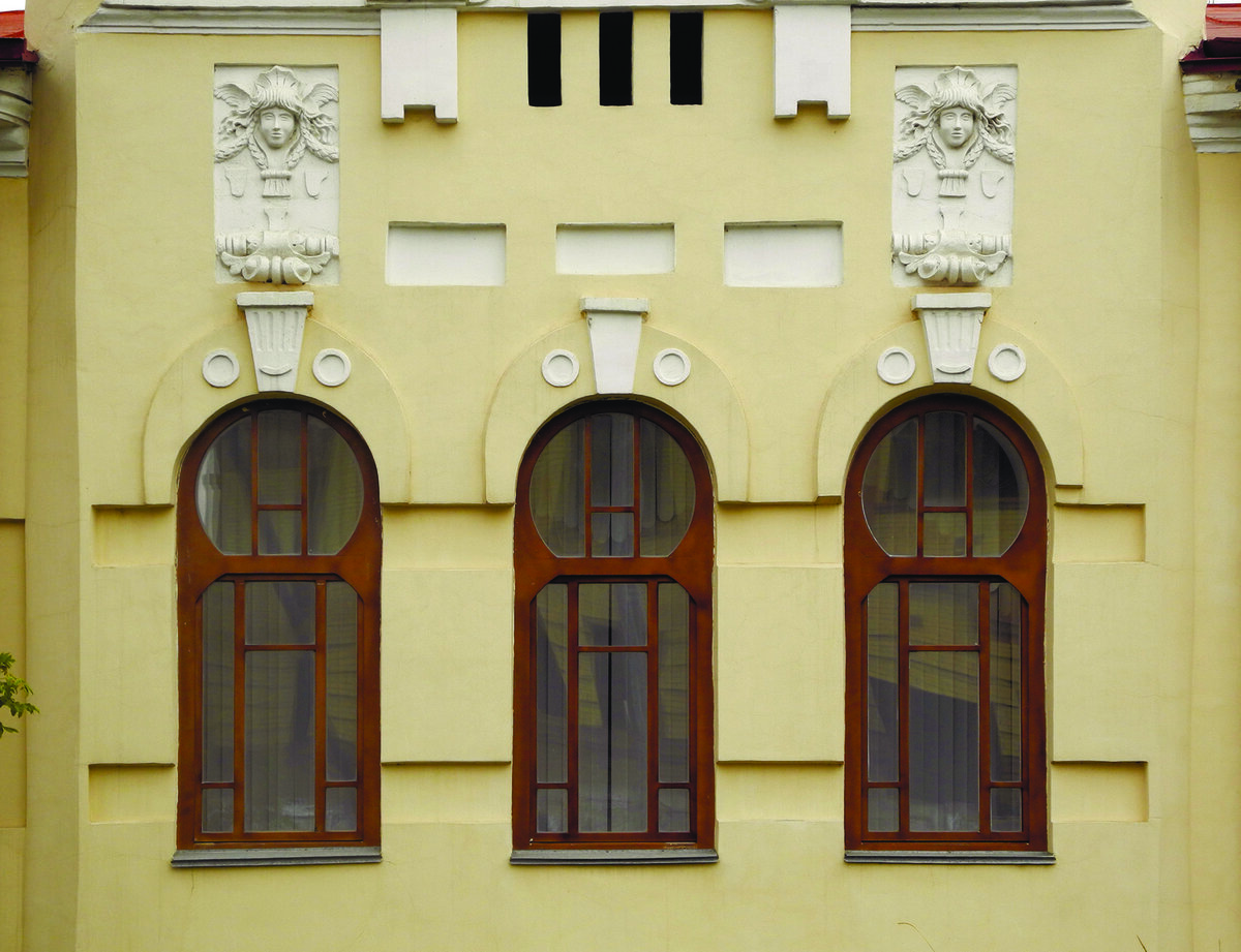 Стилизованные женские головки и окна 